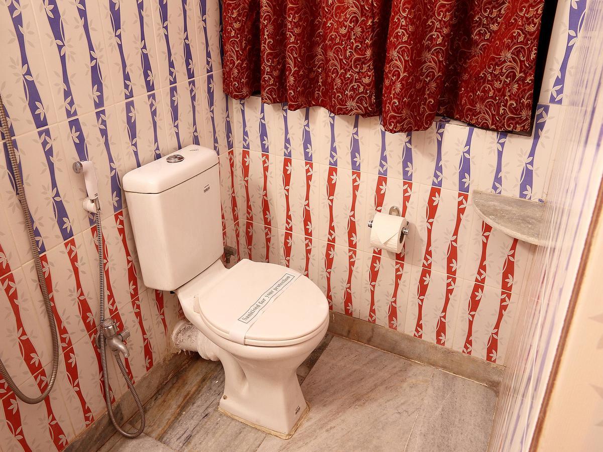 Oyo 3418 Hotel Amit Kalkuta Zewnętrze zdjęcie