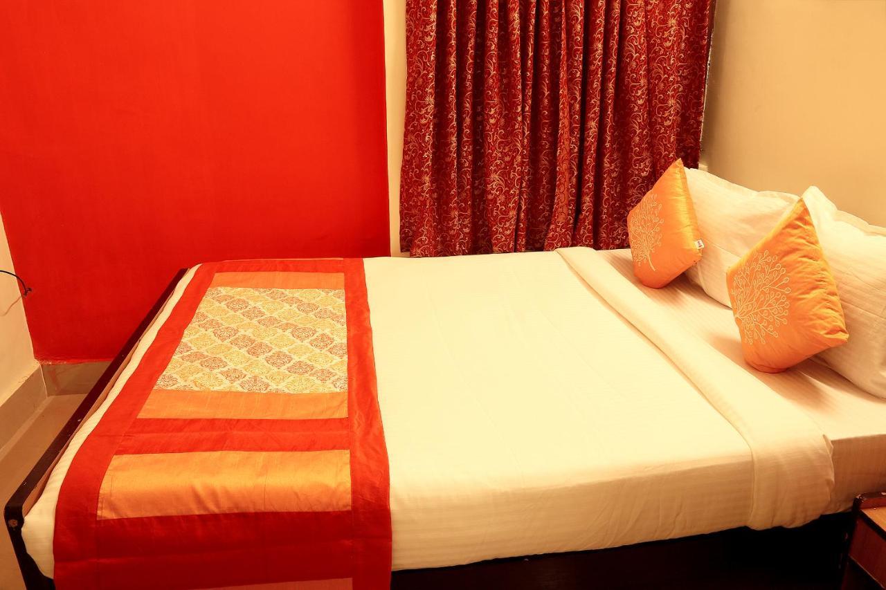 Oyo 3418 Hotel Amit Kalkuta Zewnętrze zdjęcie