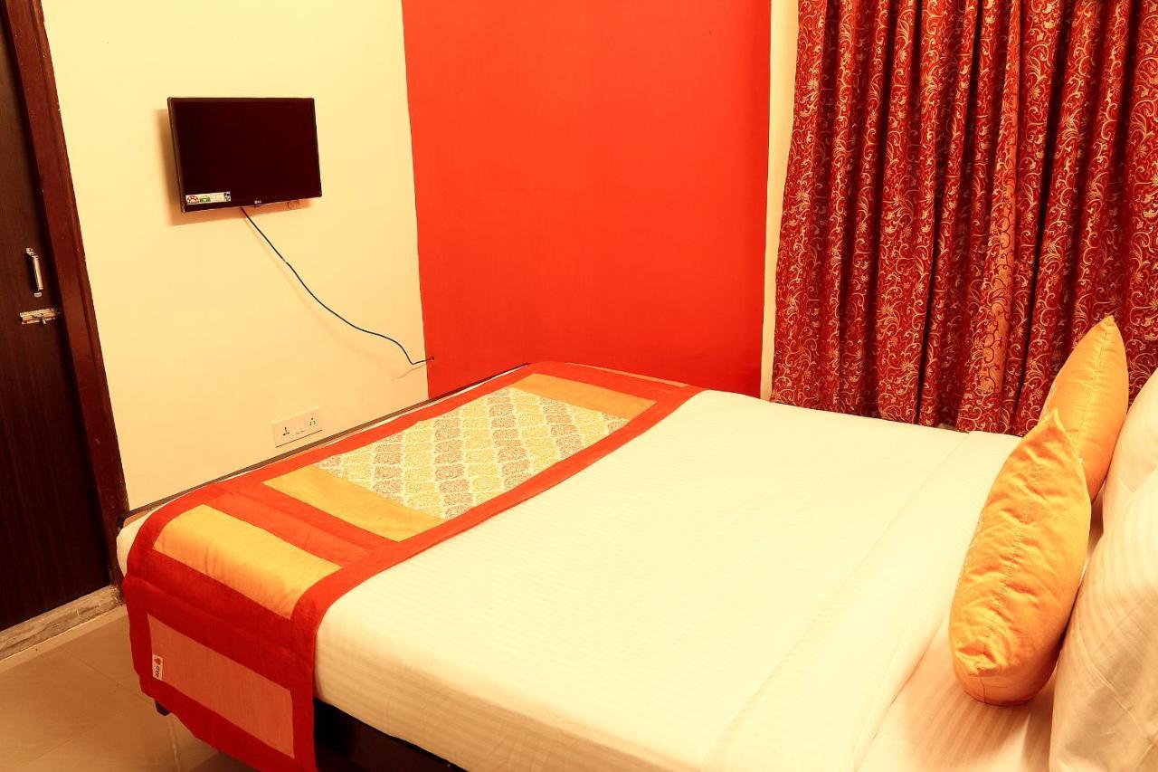 Oyo 3418 Hotel Amit Kalkuta Zewnętrze zdjęcie