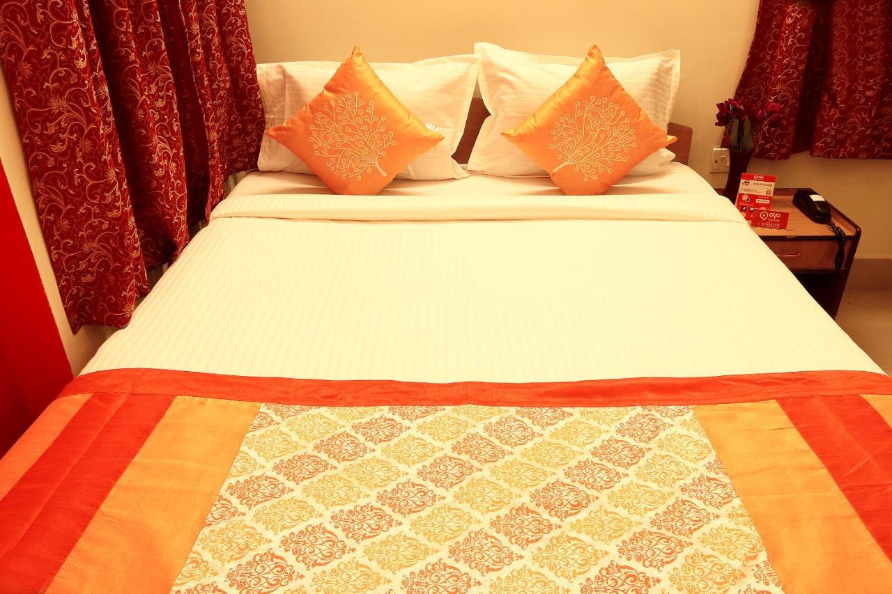 Oyo 3418 Hotel Amit Kalkuta Zewnętrze zdjęcie